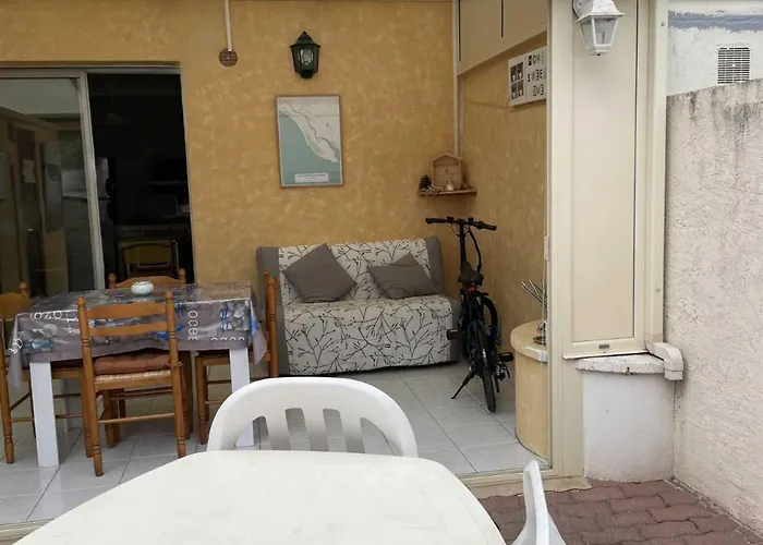 Hébergement de vacances En Rez De Chaussee Avec Cour Individuelle - Fr-1-476-248 La Faute-sur-Mer