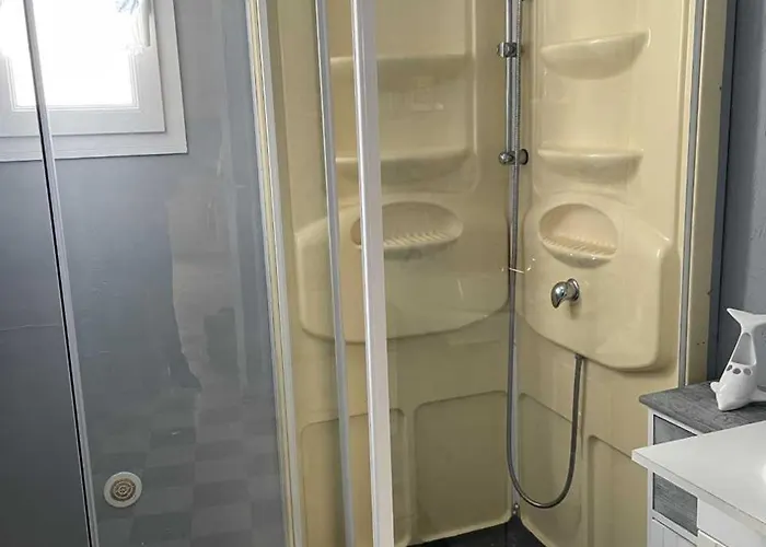 En Rez De Chaussee Avec Cour Individuelle - Fr-1-476-248 Hébergement de vacances La Faute-sur-Mer